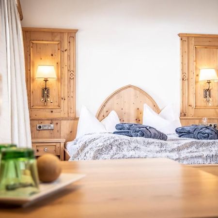 Anthony'S Alpin Hotel Garni レッヒ エクステリア 写真