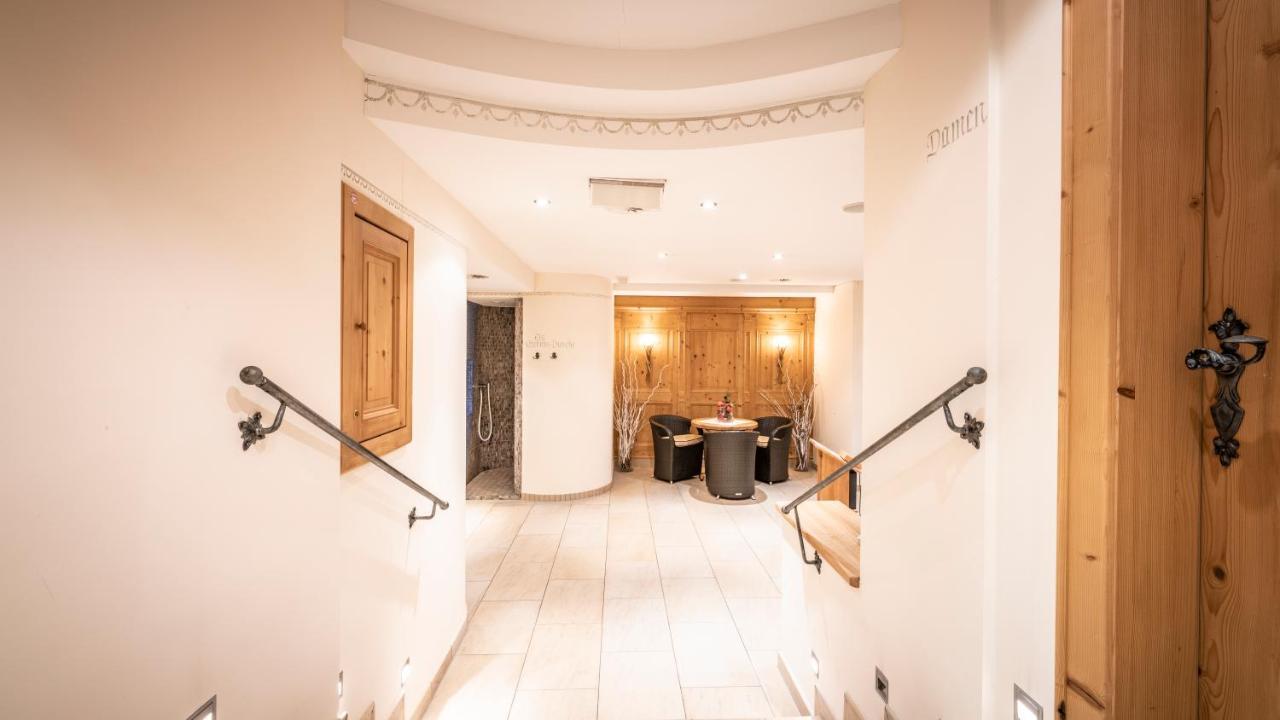 Anthony'S Alpin Hotel Garni レッヒ エクステリア 写真