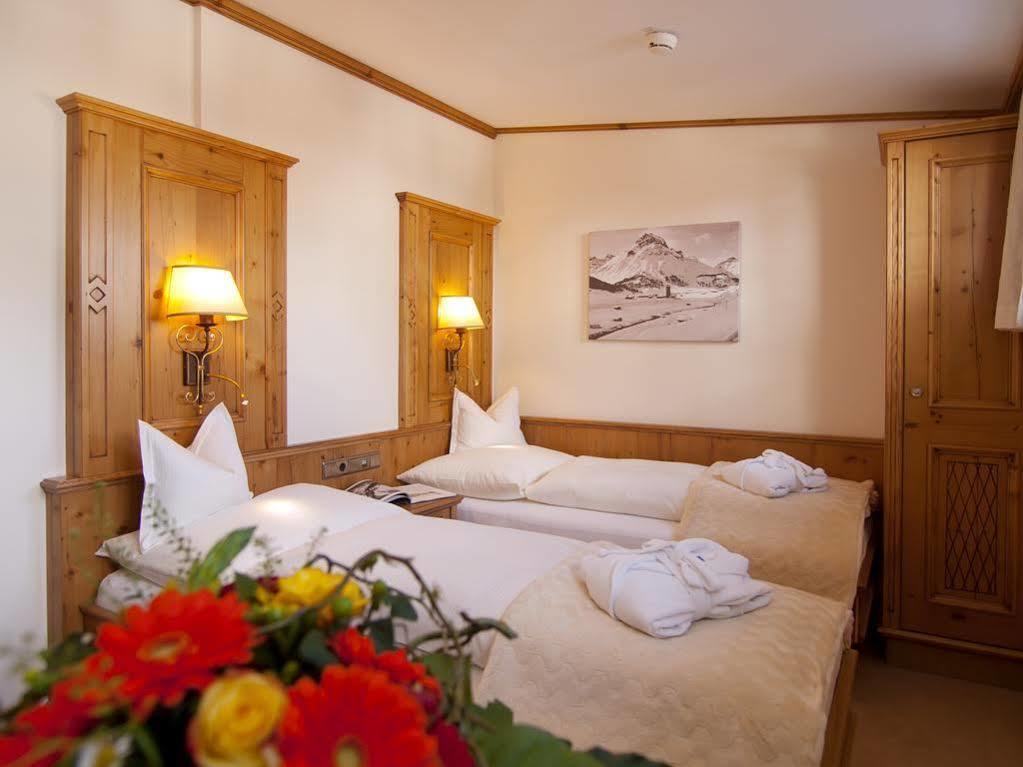 Anthony'S Alpin Hotel Garni レッヒ エクステリア 写真